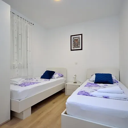 With A Parking Space Tribunj, Vodice - 16884 Apartamento